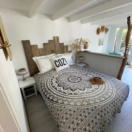 Meerpaal 43 Bed & Breakfast Bergen